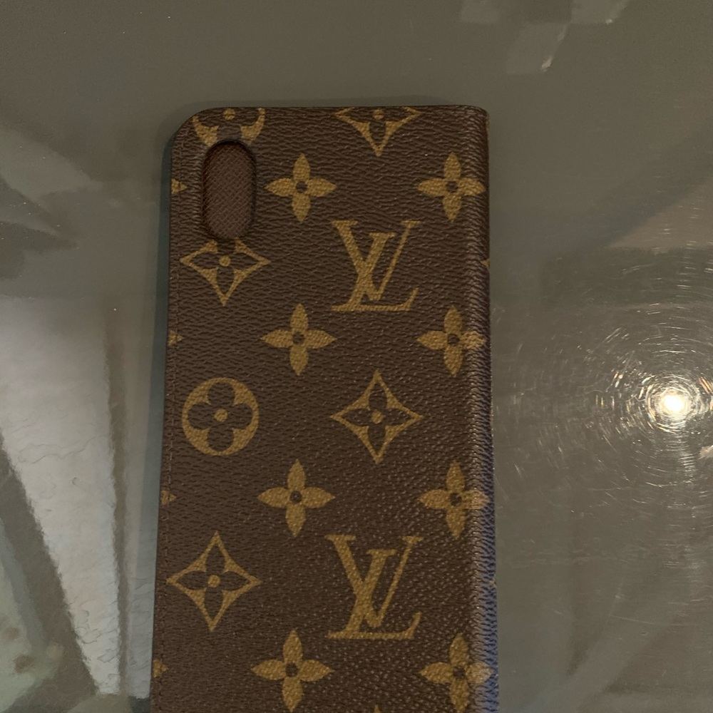 Louis Vuitton iPhone XS Max Folio - Picture 2 of 7